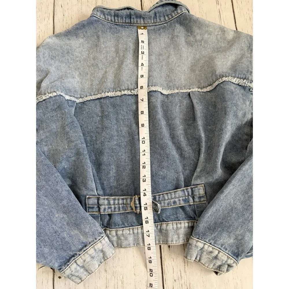 Free People Bedford Distressed Blue Denim Cropped Jean Jacket Women size M - Picture 11 of 11